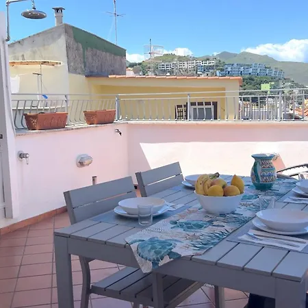 Il Faro Apartment *